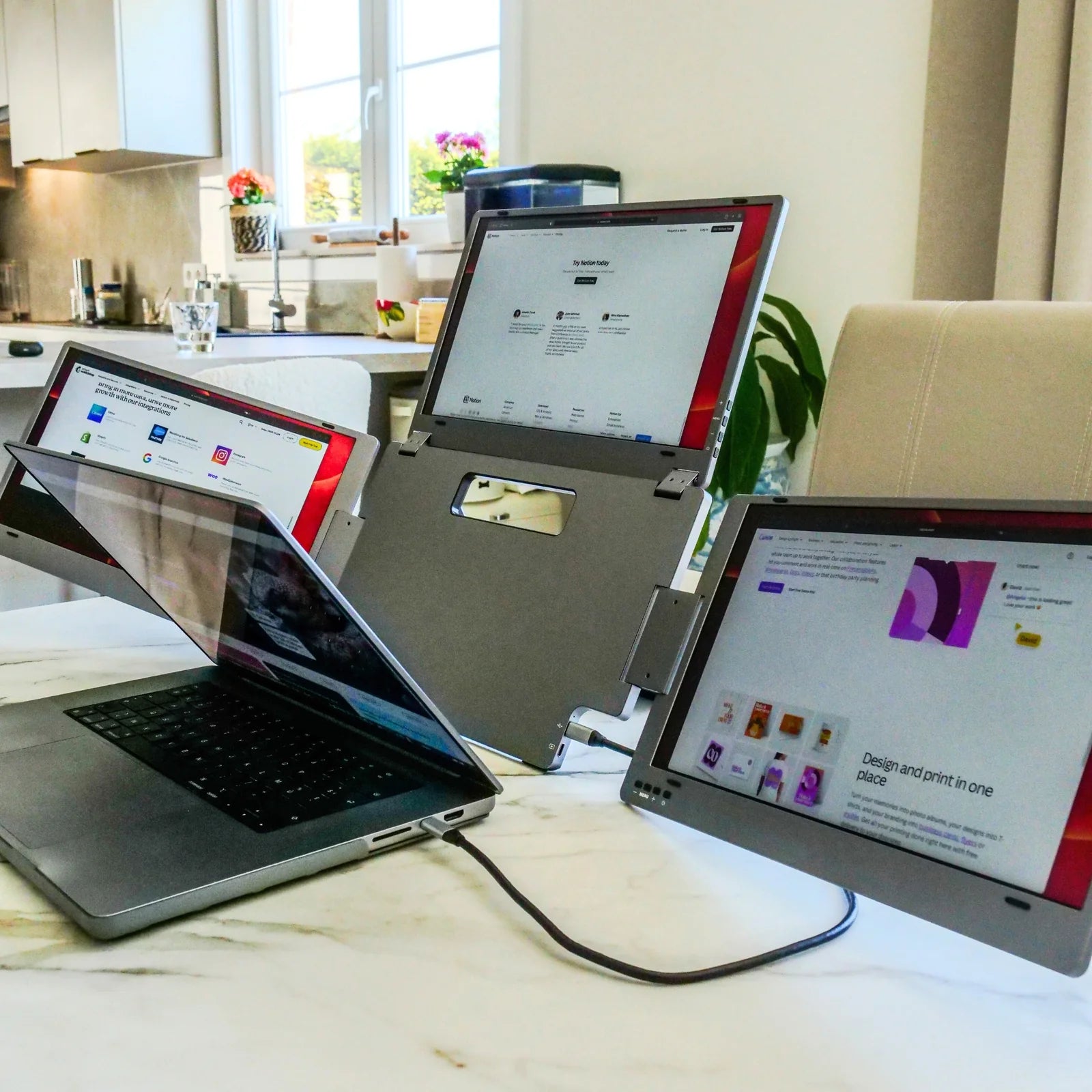 MaxView Pro | Triple Laptop Screen Extender